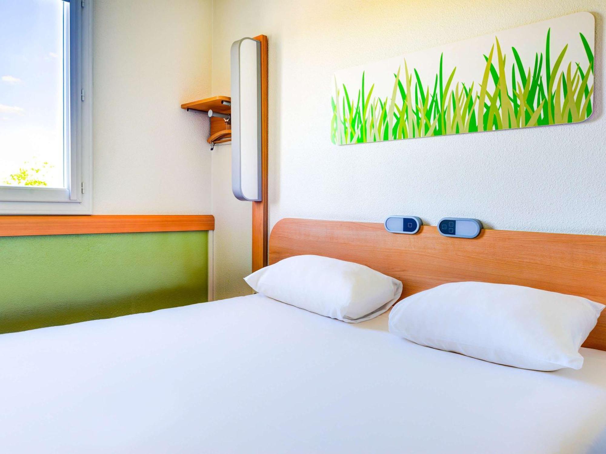 Ibis Budget Orly Chevilly Tram 7 Витри сюр Сен Екстериор снимка