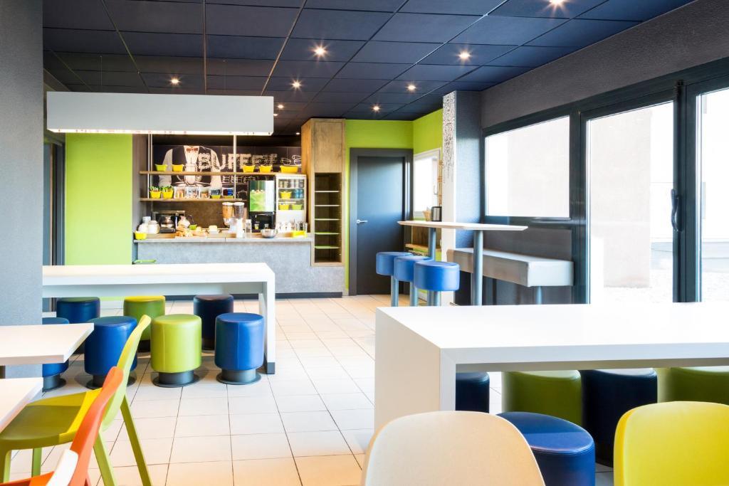 Ibis Budget Orly Chevilly Tram 7 Витри сюр Сен Екстериор снимка